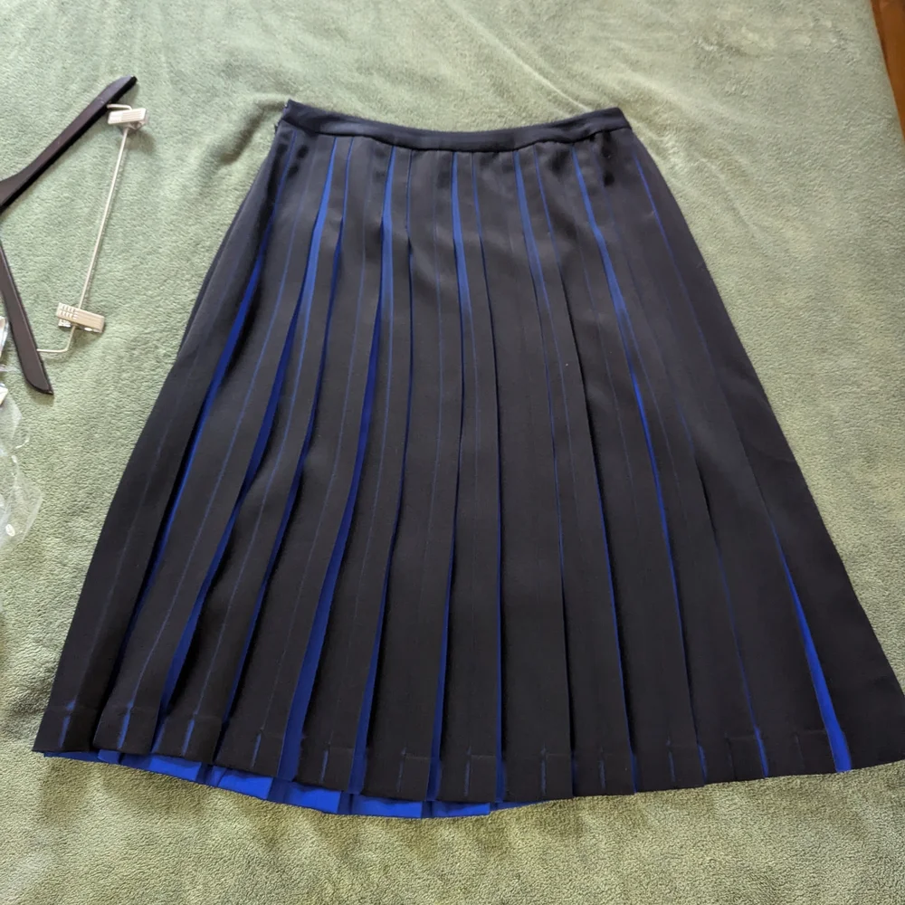 Clare V Monoprix Pleated Skirt - Picture 4 of 4